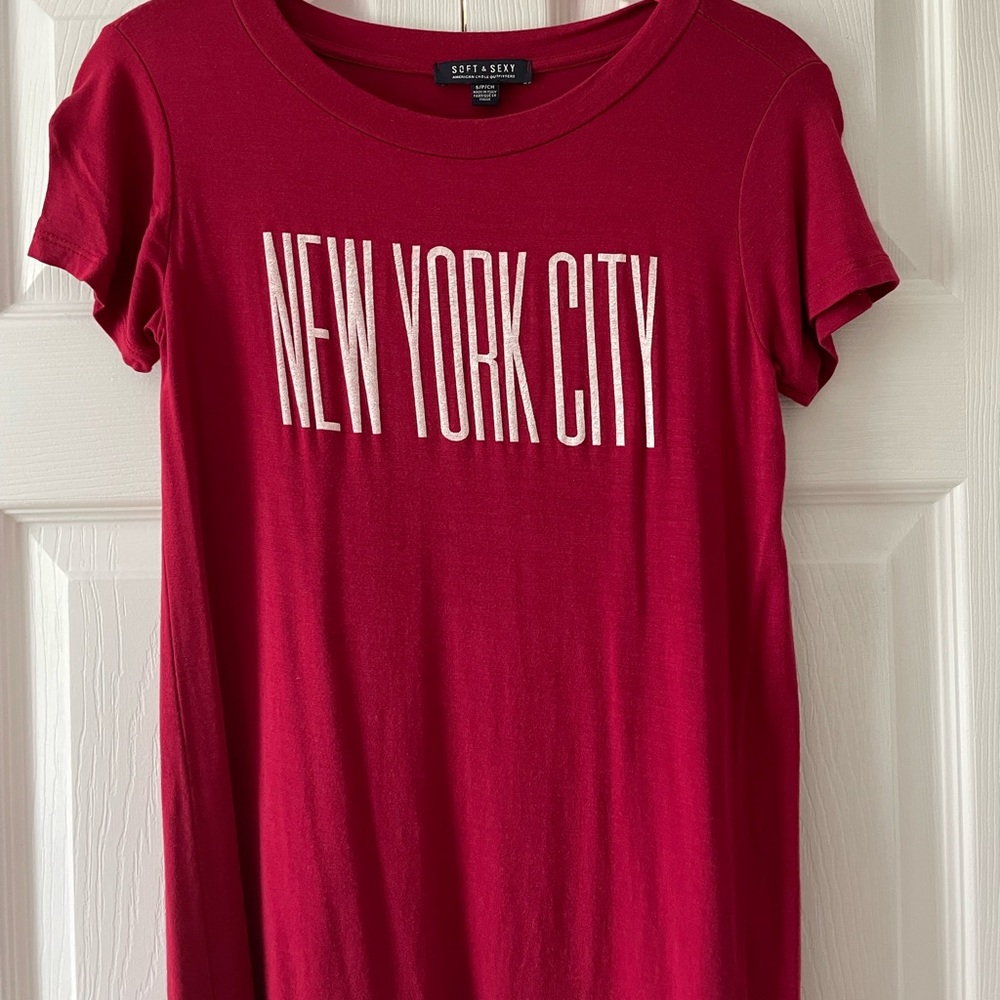 American Eagle NYC top